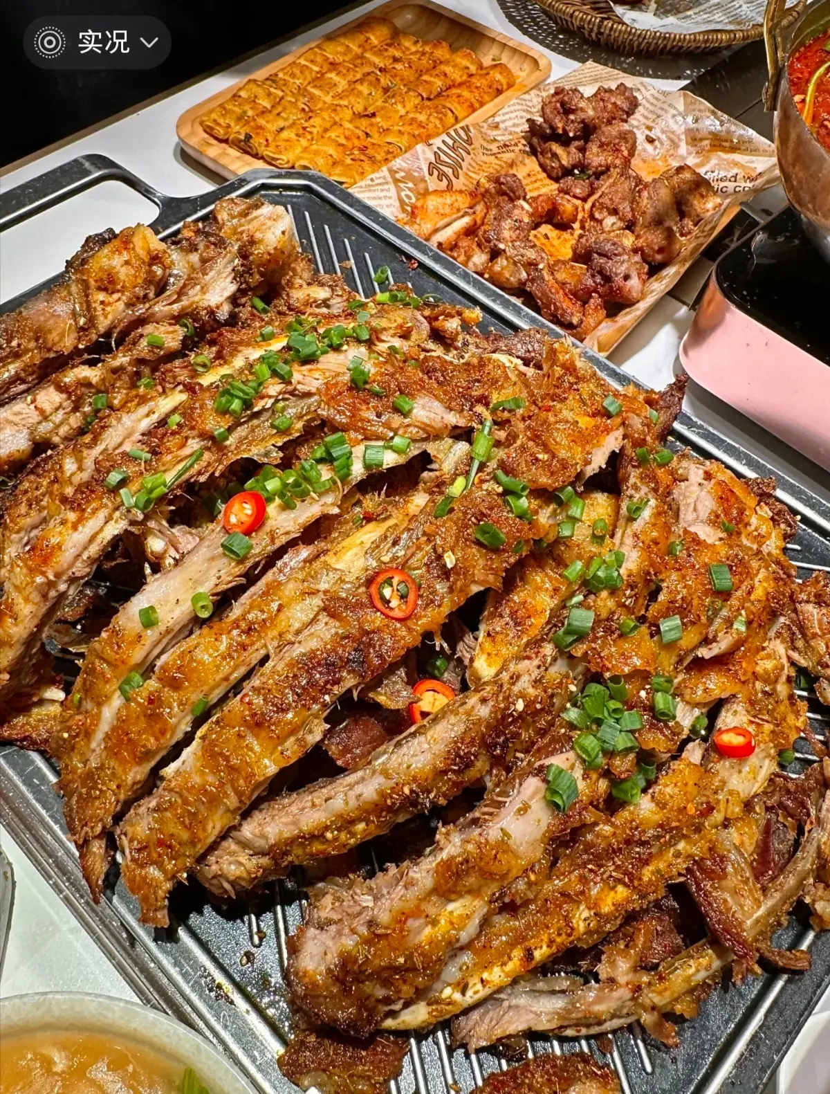 这个羊排看着就舒服啊，好安逸哦