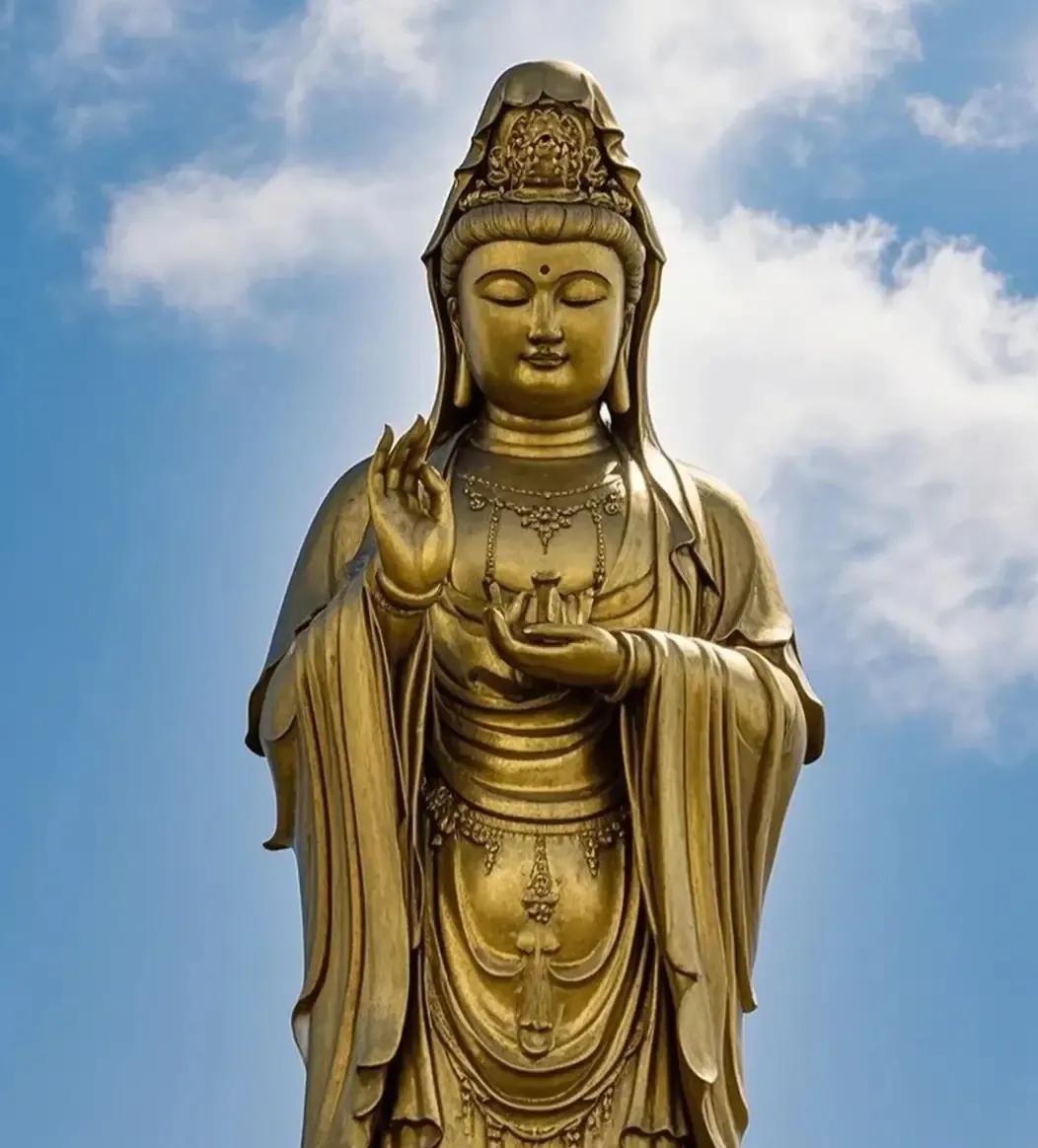 一个善待他人的人，必有吉祥，一个善待他人的家庭，必能柳暗花明，绝处逢生[心][祈