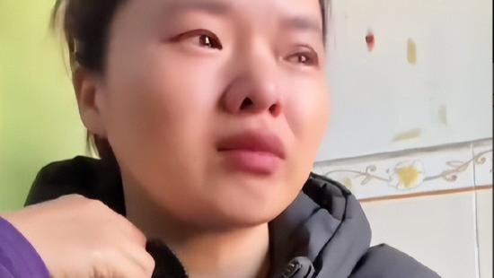 退脏衣记者遭全网抵制！清秀外表难掩恶毒心肠，山东文旅陷入舆论风暴眼