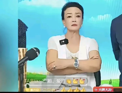 制造话题还得看张兰。
说实话，张兰不愧是尝到流量甜头的人，知道一个直播间如果想要