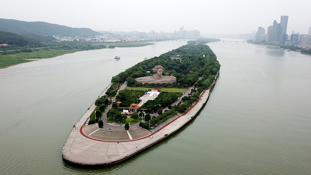 25346期：暄橙福彩3D综合条件（封面：橘子洲）