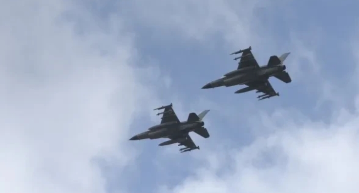 【乌克兰空军：一名乌军F-16飞行员阵亡】

2025年4月12日，乌克兰空军在