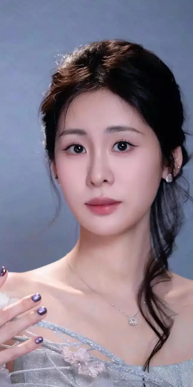 为什么张碧晨听不到其他人的意见，一个细节说明一切

还记得张碧晨在天赐的声音