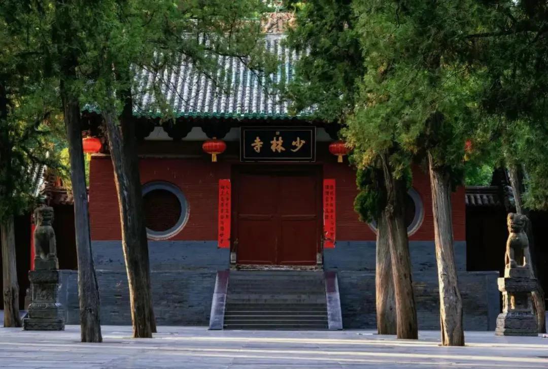 | 极度隐忍·火工头陀 |
《倚天屠龙记》中，少林寺里的香积厨中有个火工头陀，刚