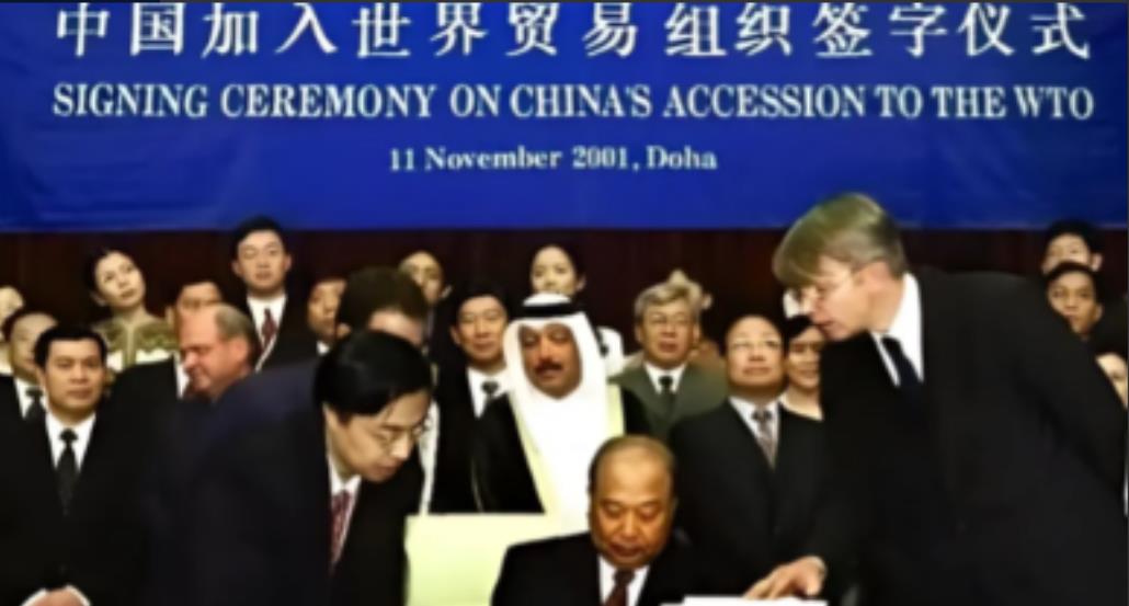 美国让中国进入WTO的本意就是打算让欧美日的廉价商品冲垮中国工业，让中国变成工业