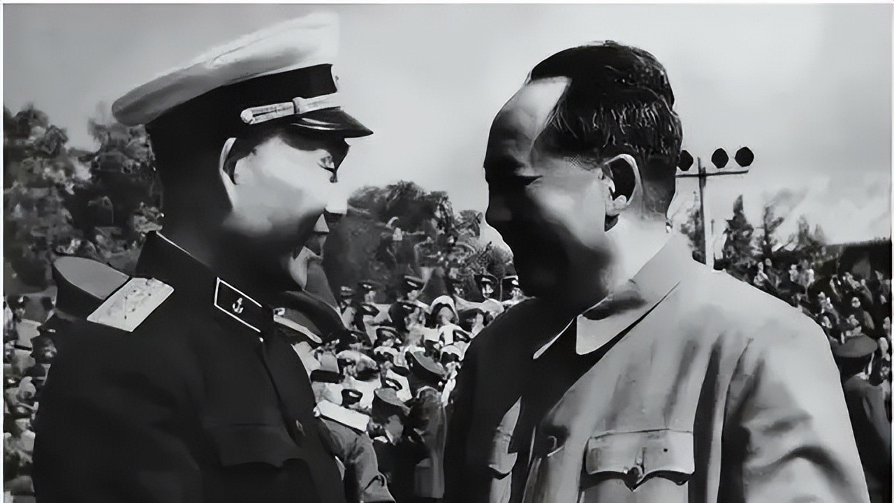 毛主席曾对一人说，你比斯大林还要高明，此人在日后成为开国中将