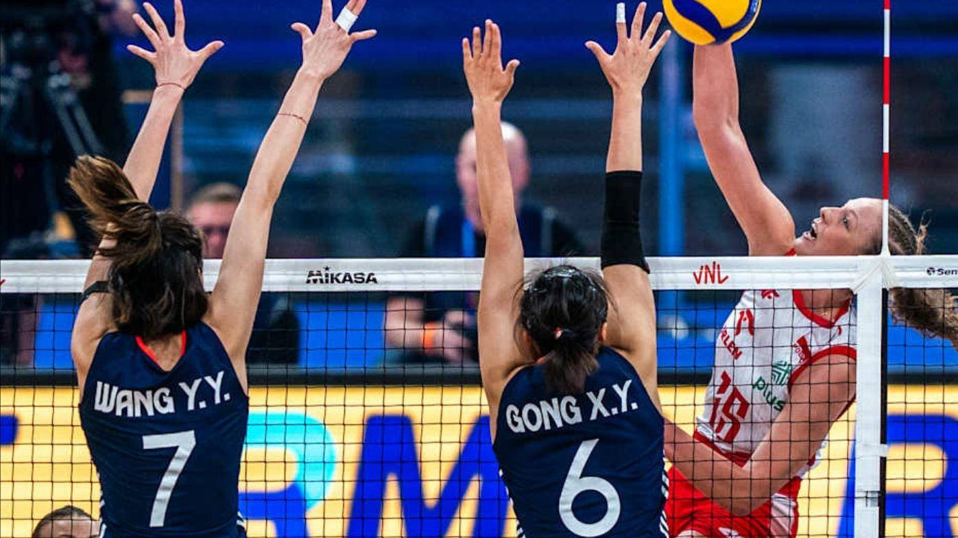 女排2-3波兰遭4坏消息！王媛媛+赵勇用人成槽点，发球仍需提升！