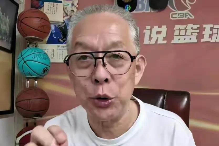 下赛季辽宁自媒体应尽早规划赛道了！
辽宁队这个休赛期变动巨大，交易了队内核心锋线