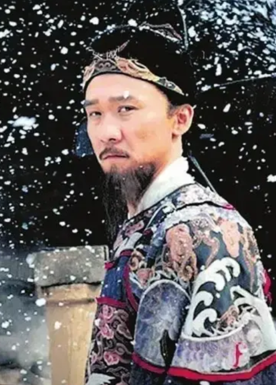 海瑞上书的对象要是乾隆，会怎么样？

乾隆:“军机处的意见呢？”

阿桂:“建议