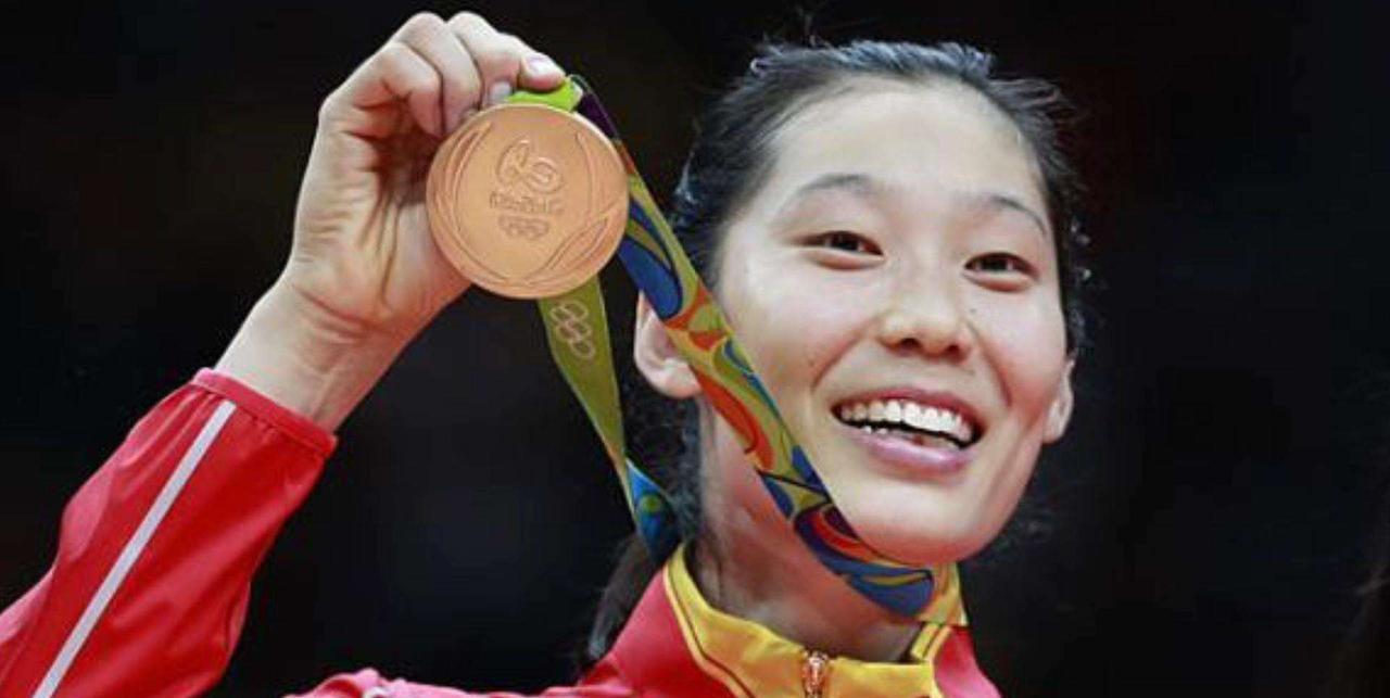[中国赞]女排世锦赛，中国女排被法国队挡在了八强之外。原本中国女排在体育界还是非