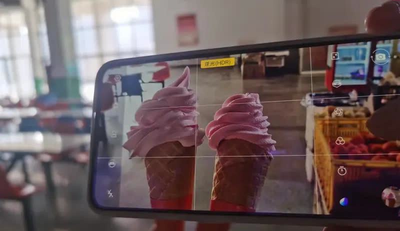 相机光学系统精密的好处太明显了，就像OPPO Find X8 Ultra。它主摄
