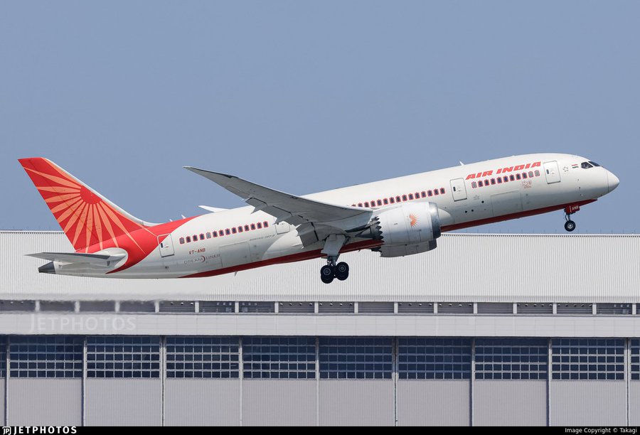 快讯！中国两架波音飞机因故障问题返航。
一架波音737-9KF客机6月15日星期