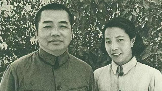 彭德怀去世后，其夫人浦安修过的如何？晚年从不以彭夫人自居