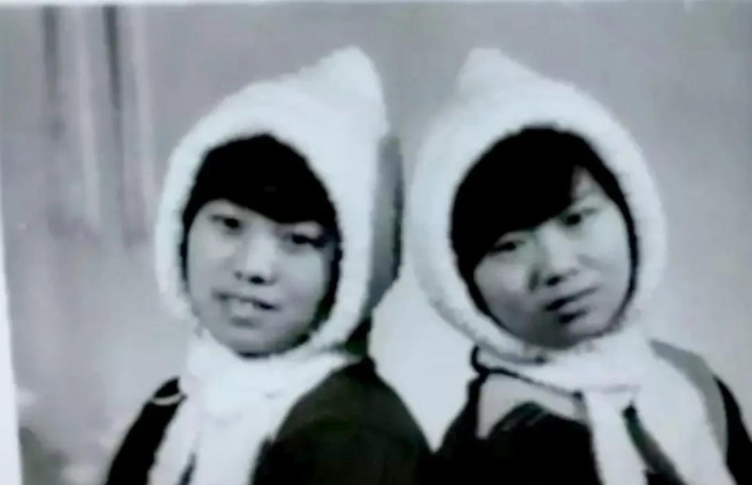 1988年毕业分别于丹东，2018年相聚在我家。三十年，弹指一挥间。岁月苍老了容