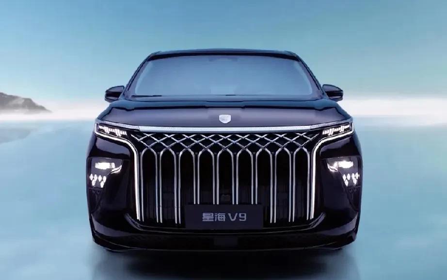 给2025买车的朋友们的建议：
有里程焦虑——选混动。
要跑长途的——选燃油。