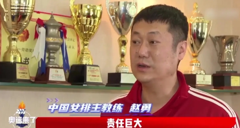 女排虽然输球，但不招“朱袁张”是正确的！

这场比赛大家仔细分析一下，虽然女排输