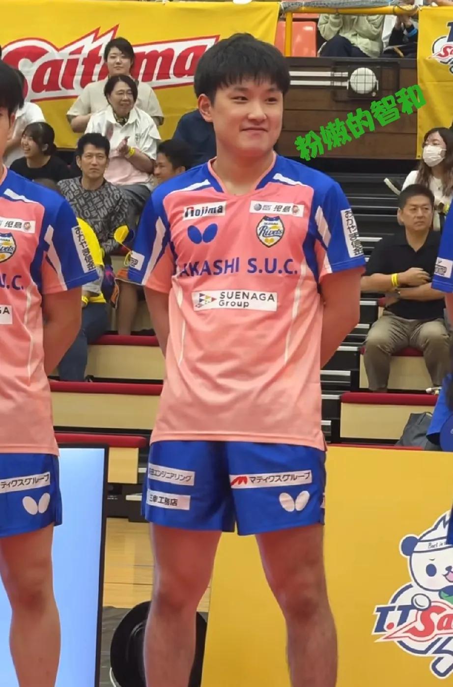 张本智和心情大好！！
这次智和代表岗山队正在打T联赛
自美国大满贯夺冠后，张本智
