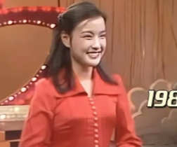 不老女神，41年容颜依旧

41年了，她竟然比以前更美了！想当年83年她参加央视