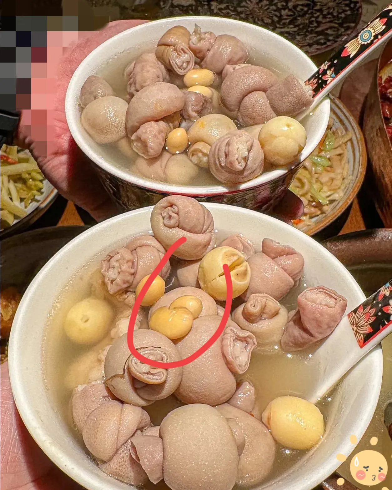 走进一家小吃店，老板特别推荐的，这个叫啥？！真的吃不习惯
第一次吃，有人知道吗？
