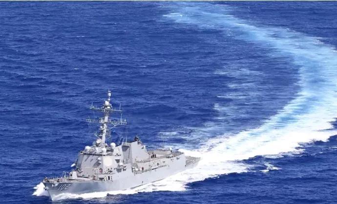 委内瑞拉总统马杜罗当天称，美国已经疯了，委内瑞拉将再次挫败美国的侵略行径。
特朗
