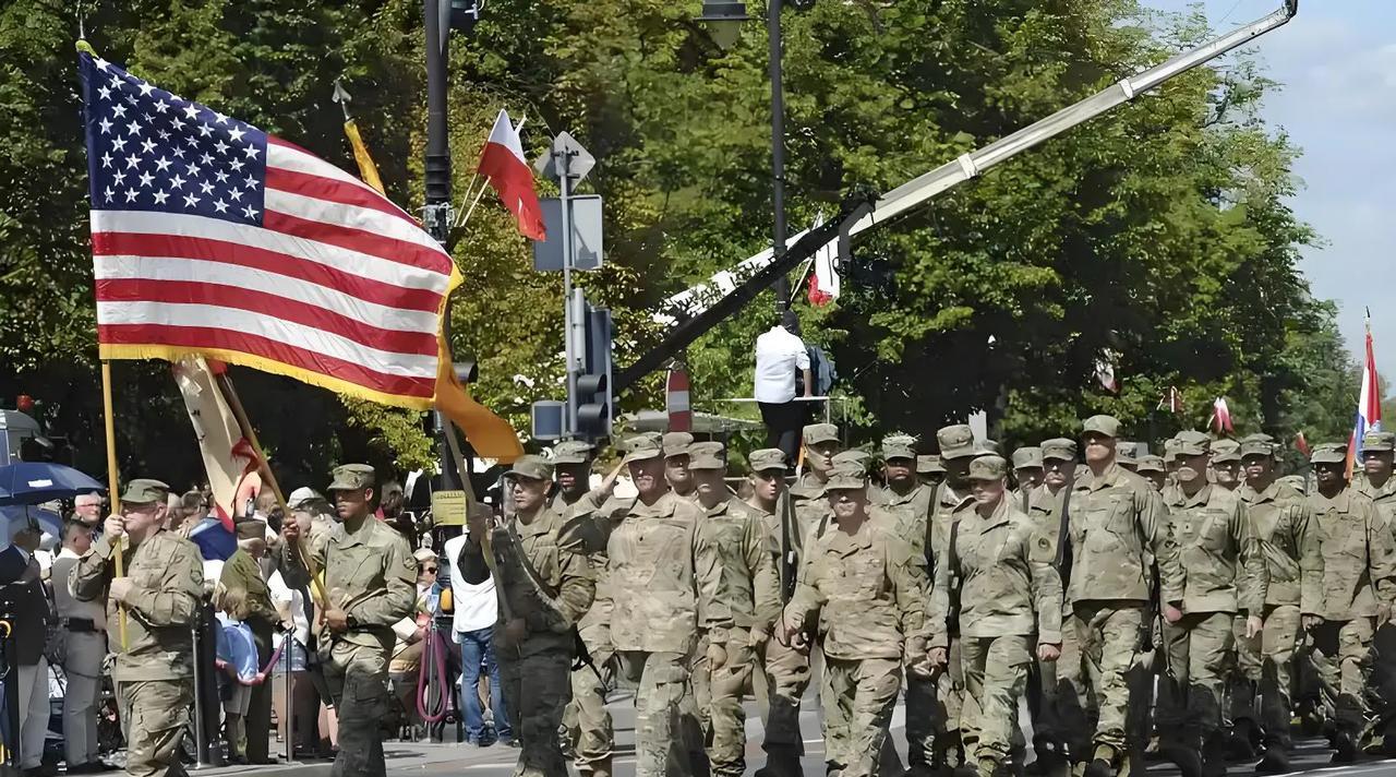 美国计划于2025年6月14日在华盛顿举行阅兵仪式，当天是美国总统79岁生日。当