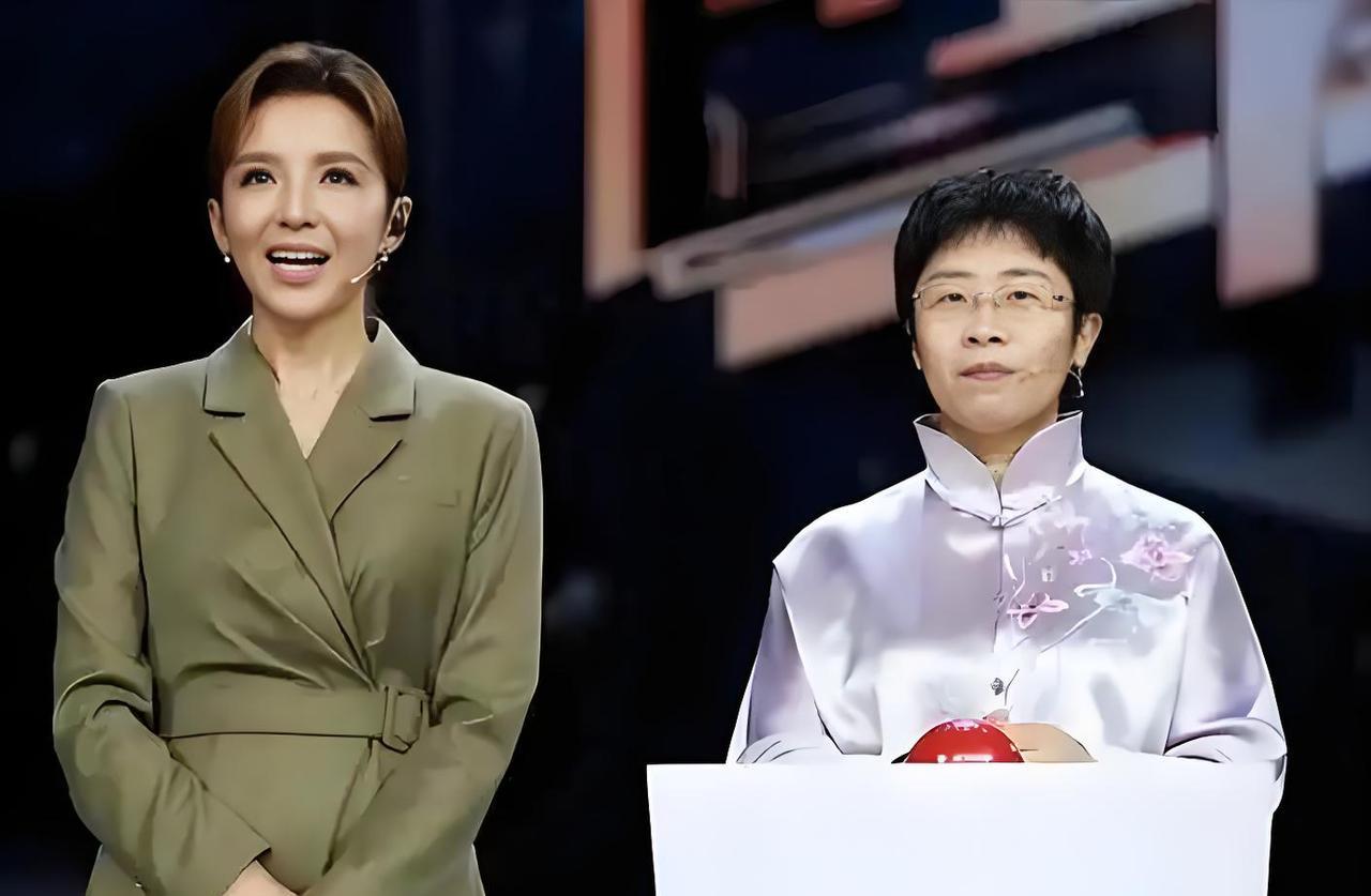 北大才女蒙曼年近50岁还未婚，网友对她的感情生活更是议论纷纷，直到朱迅问起她的理