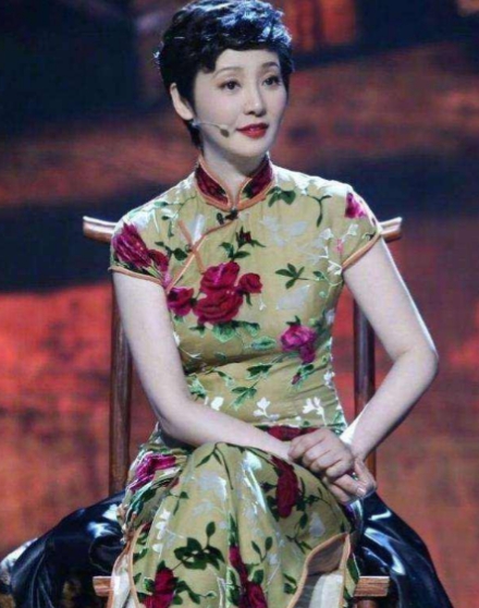 当年，徐帆刚开始北漂的时候，经常去杨立新家蹭吃蹭喝，杨立新一家对她非常好，平时大