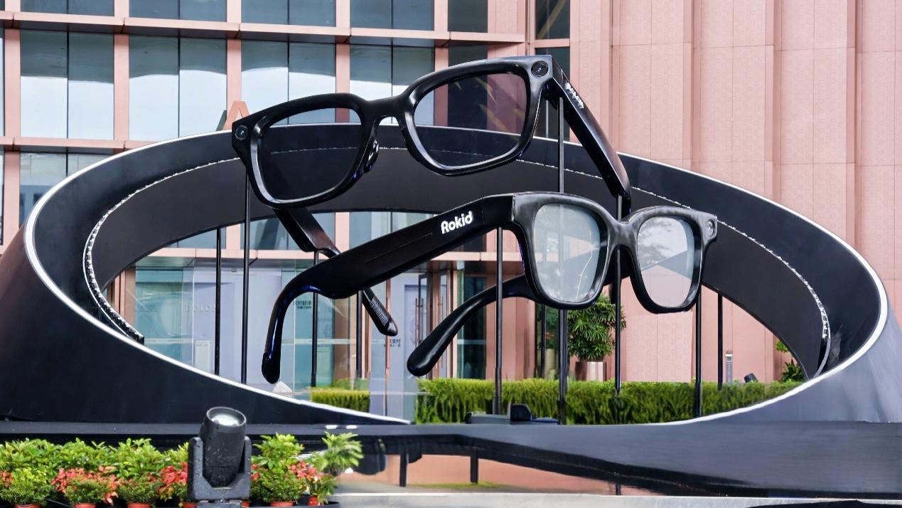 科技时尚融合引爆新消费浪潮，这一波Rokid乐奇赢麻了