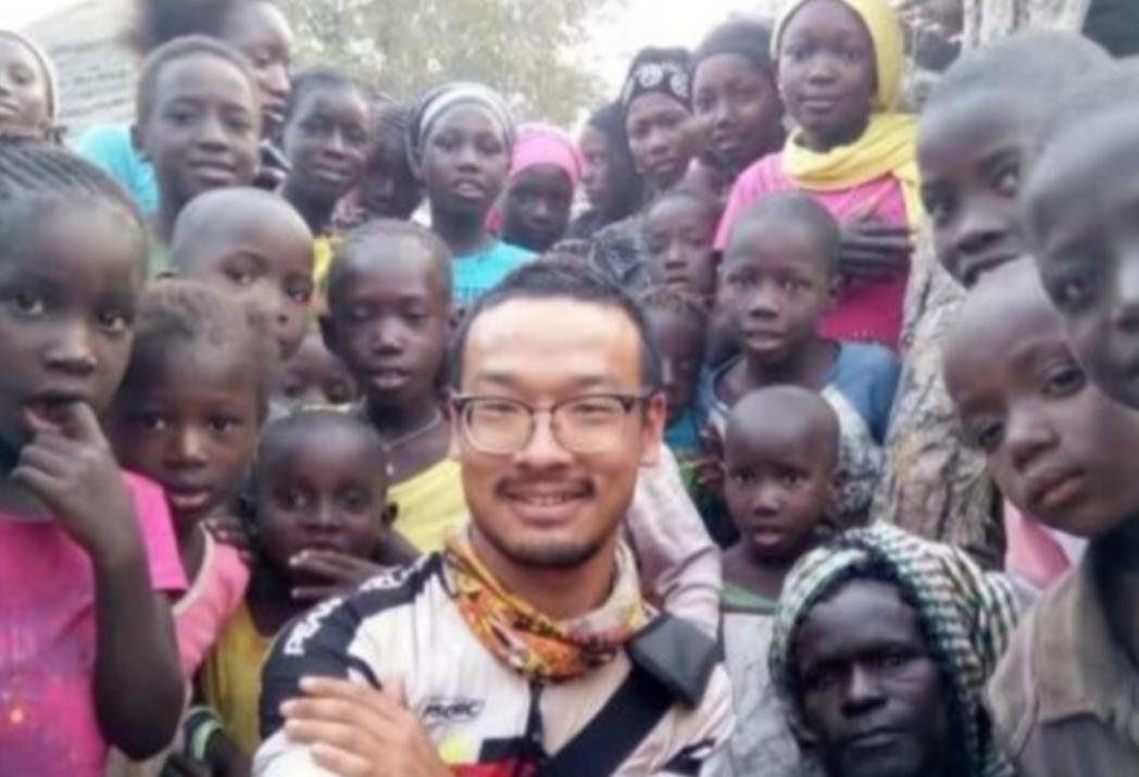 每年有几万中国人去非洲，为何去了就不想回来？非洲姑娘说出原因。据说，每年都有好几