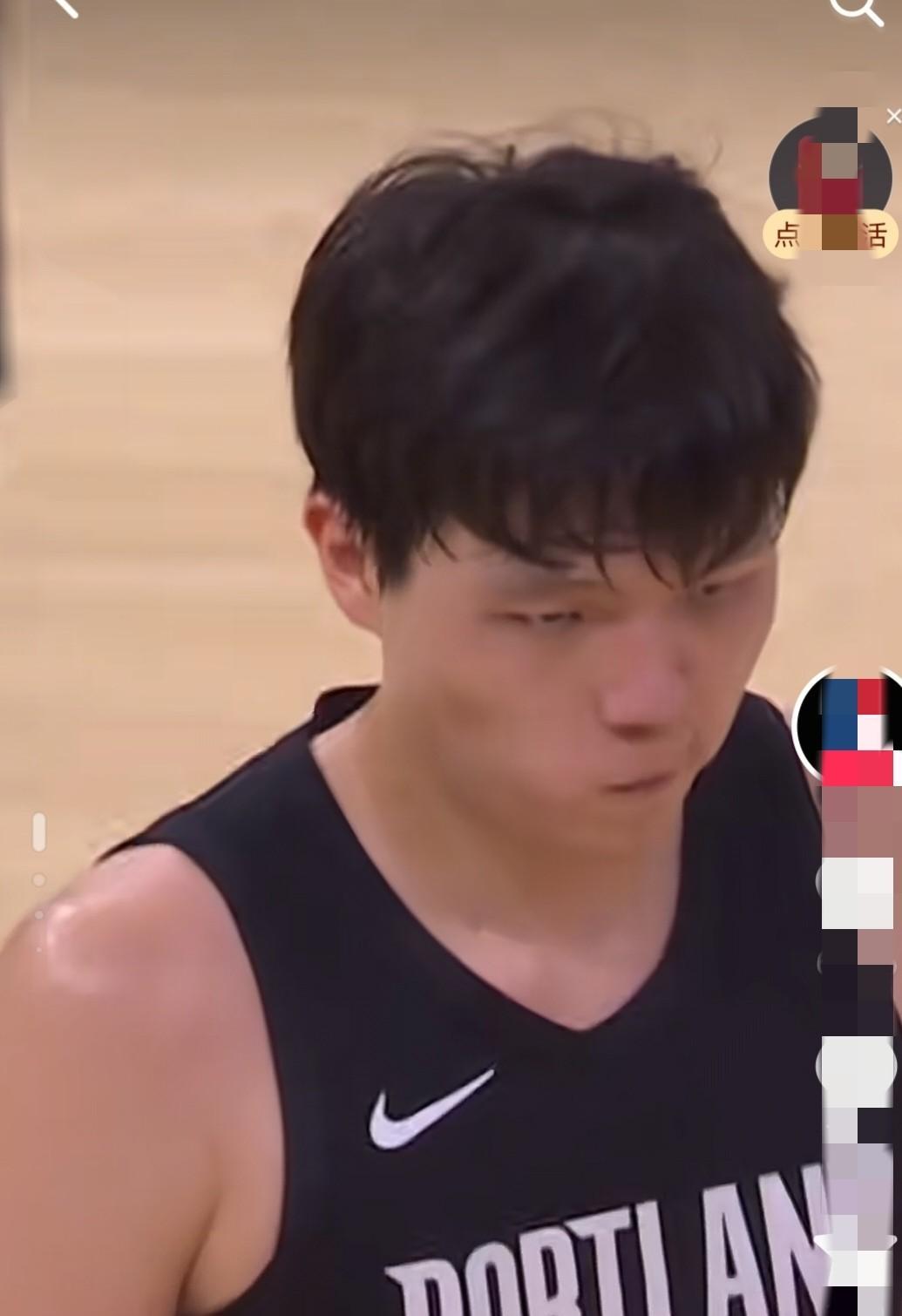 有不懂球的人说，姚明NBA首场0分，杨瀚森4分4板1助，已经很不错了。
确实，姚
