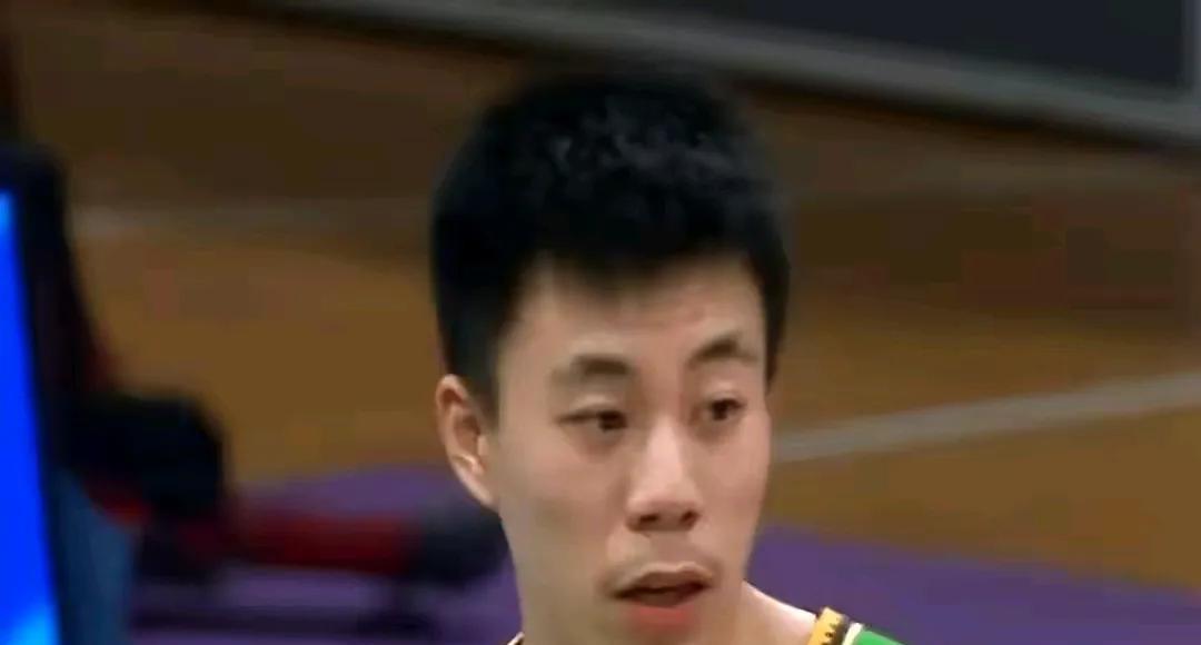 CBA俱乐部中辽蓝财务状况最差，不买球员资金将断链，谁值钱就买谁，这样才能缓解资