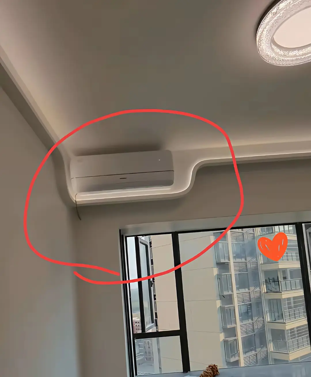 木工师傅太优秀了
​​空调位太赞了💯
大家觉得好看吗这样