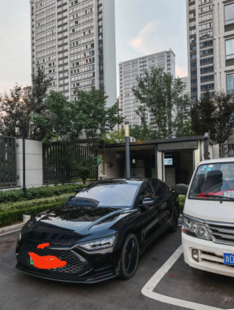 求教 比亚迪是怎么把汉玩废的？
我记得2020年刚出来那会，真的风光无限，可以说