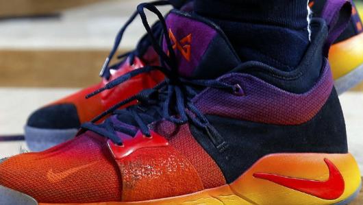 家长说让孩子挑个喜欢的，可每次孩子挑中的他都说这个不好