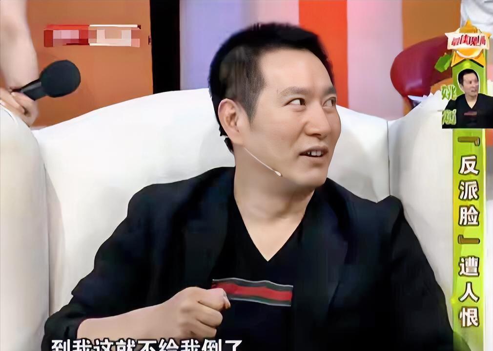 “坏人专业户”姚刚：作为家中唯一的儿子，年过半百无妻无子至今未婚，如今55岁的他