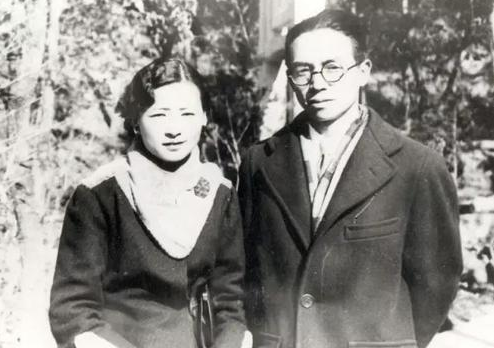 1932年，林徽因哭着对丈夫梁思成说：“思成，我同时爱上了两个男人，不知道怎么办