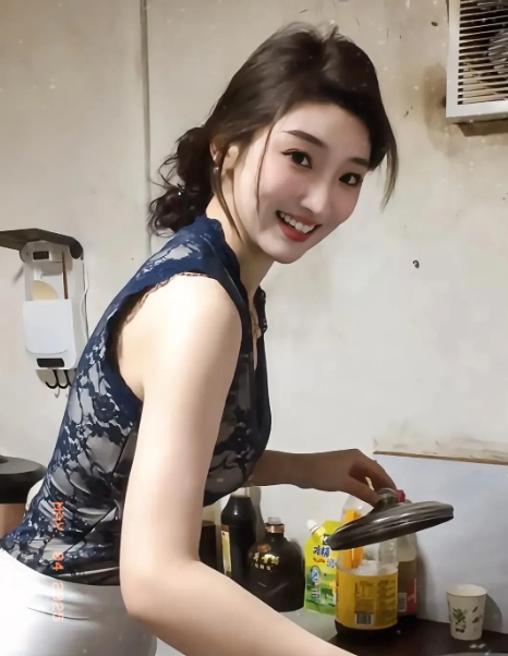 你信不信？
一旦你跟婚外女人发生了暧昧，有了亲密关系，就算现在她对你非常体贴温柔