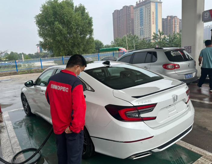 关于被喷的最惨但是销量最好的b级车
1:凡物都是有还有坏，人都是那样，更别说一辆