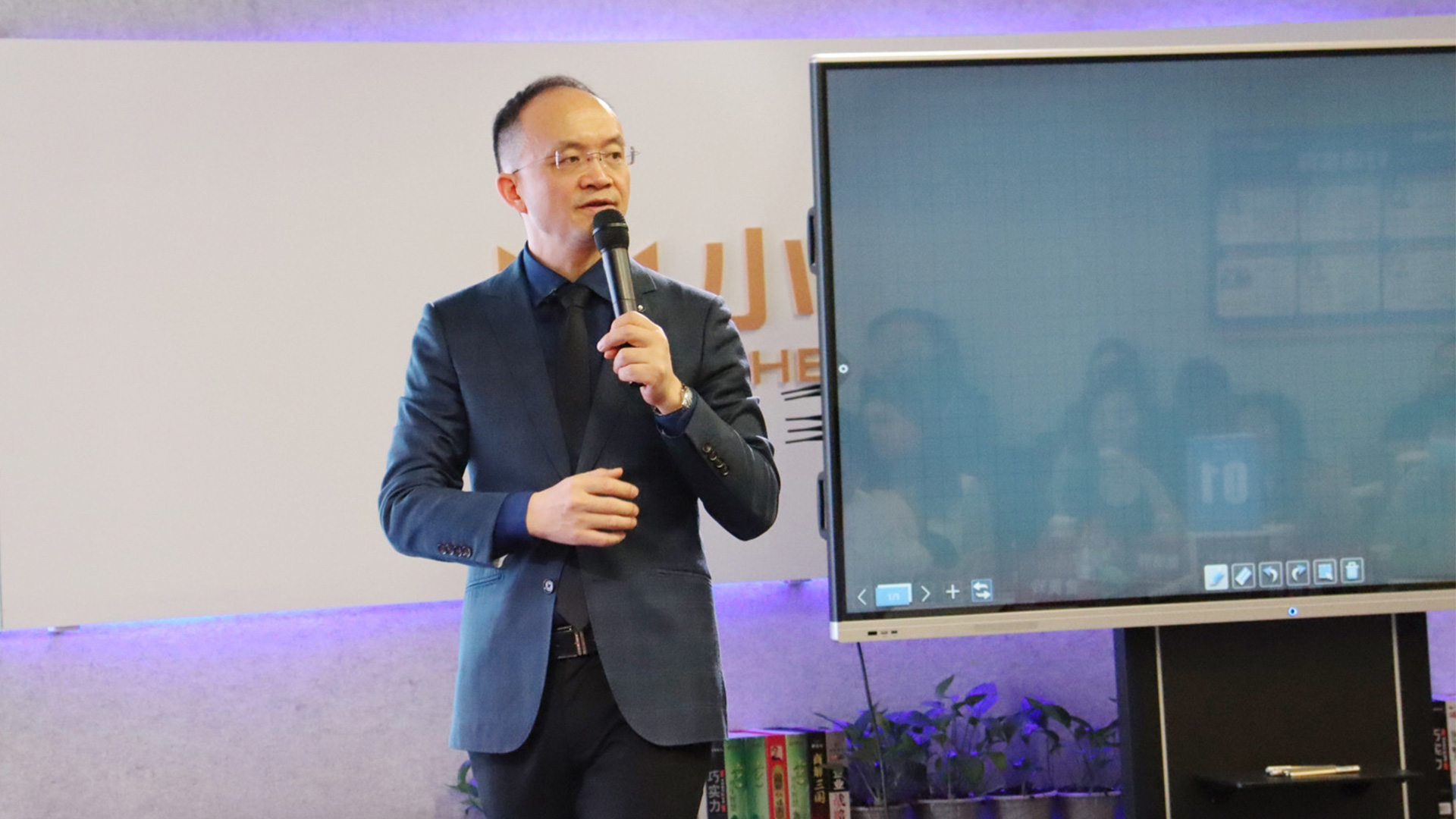 谈判高手，都是“戏剧大师”！李力刚讲师谈场景操控力