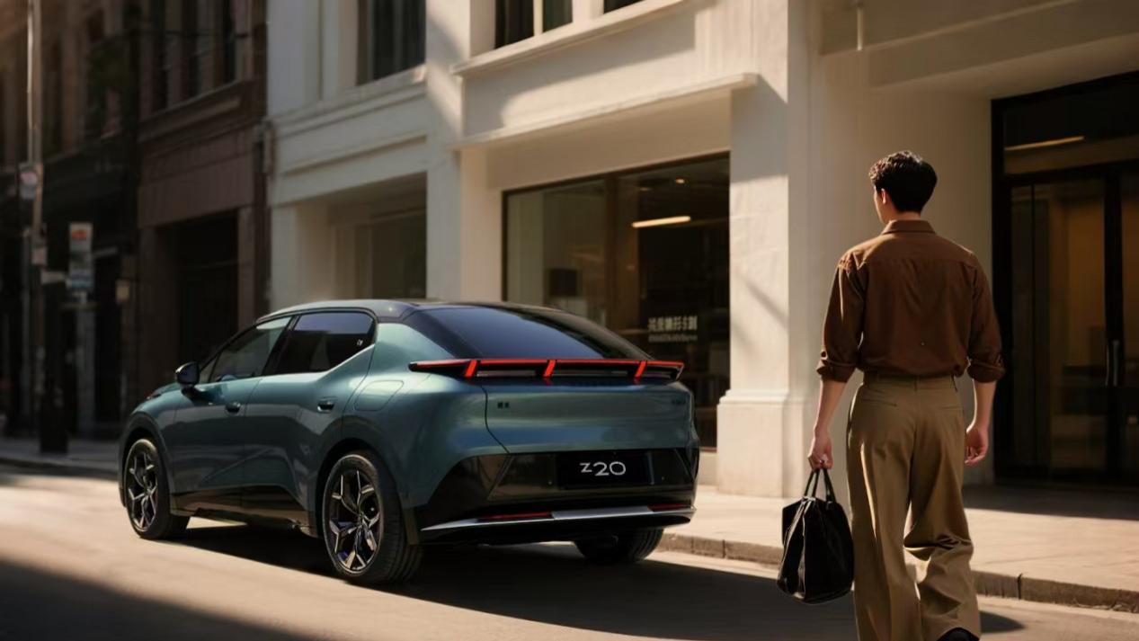 直播庆生！领克Z20上市一周年，与史策共享进化时刻