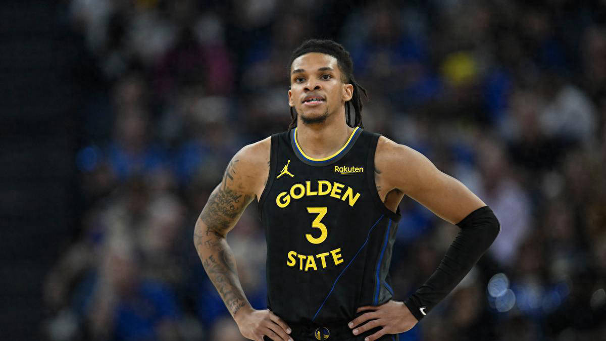 从掉出轮换到拯救勇士！新秀效率王打脸科尔，波杰姆斯基该让位了