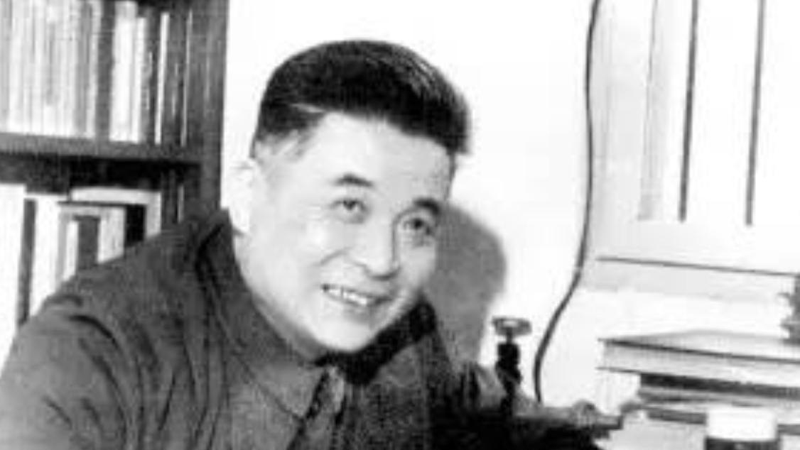 1985年杨振宁看望身患癌症的邓稼先，问：国家给你发了多少奖金？