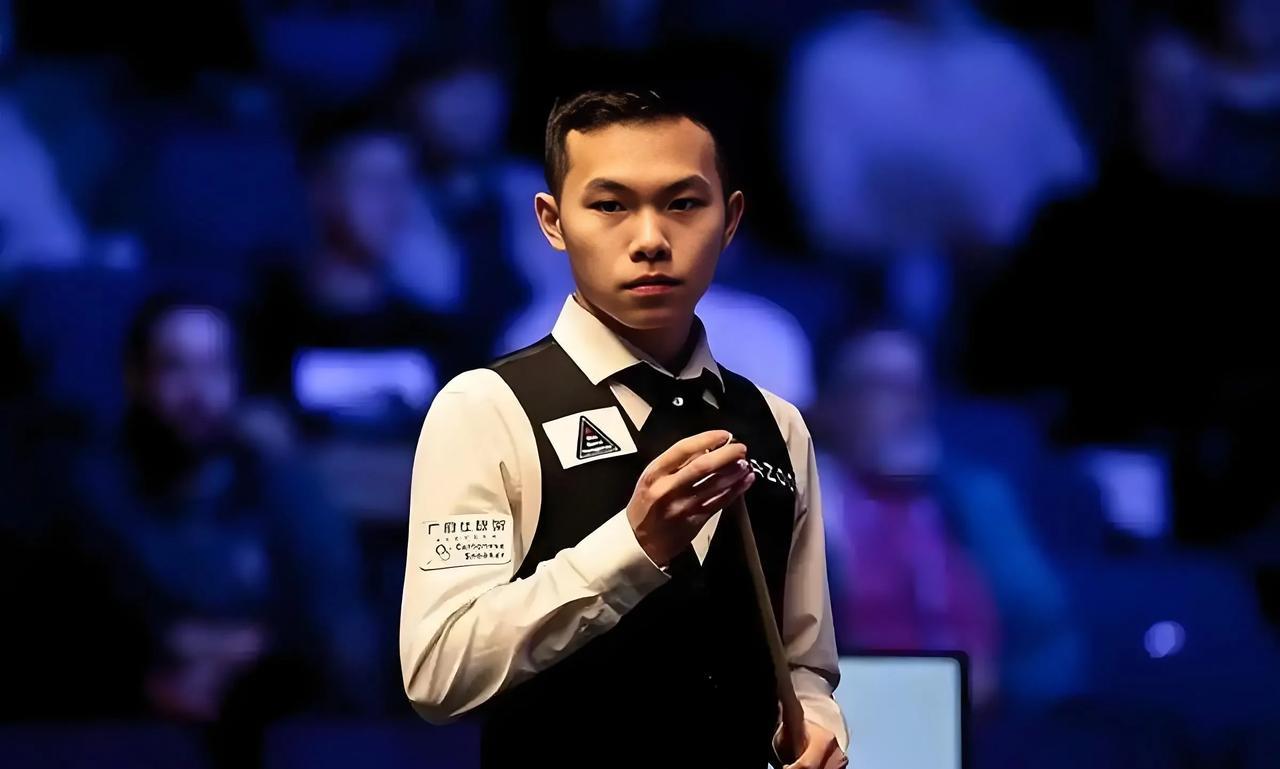 刘宏宇状态低迷败局已定
北京时间4月9日晚，2025年斯诺克世锦赛第二轮第一阶段