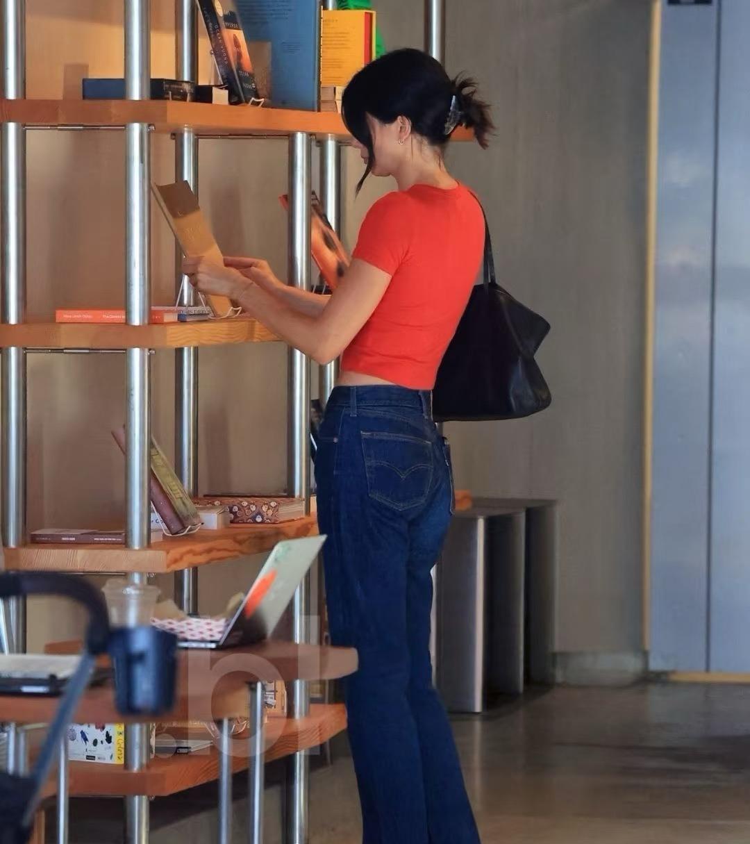 肯豆Kendall Jenner 最新在洛杉矶外出街拍～