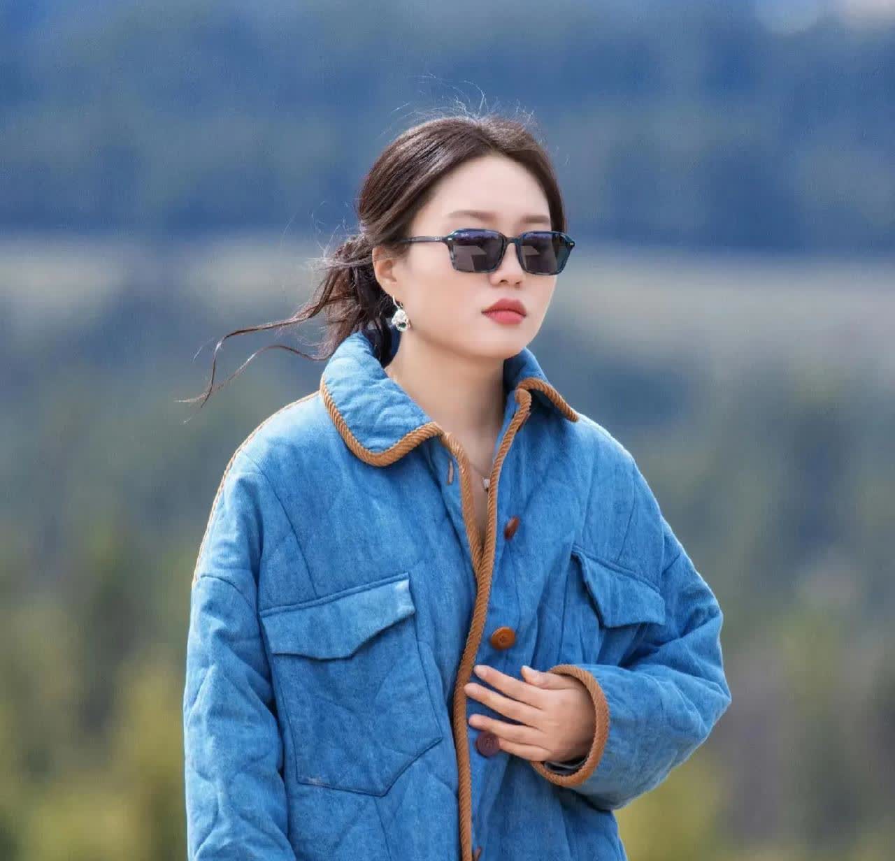 李雪琴今晚该睡不着了
她怎么也想不通
    当初为什么要接受1000元的打