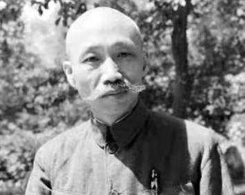 1950年，蒋介石召见谷正伦时，质问：“我把贵州交给你，你一枪不发就逃跑，还把派