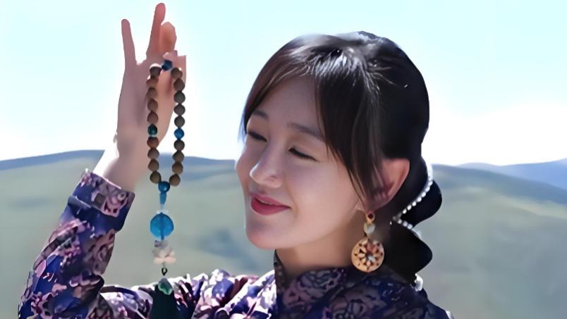 薛佳凝亲自辟谣出家！从“哈妹”到佛系居士，她直言所有遗憾都不属于自己。