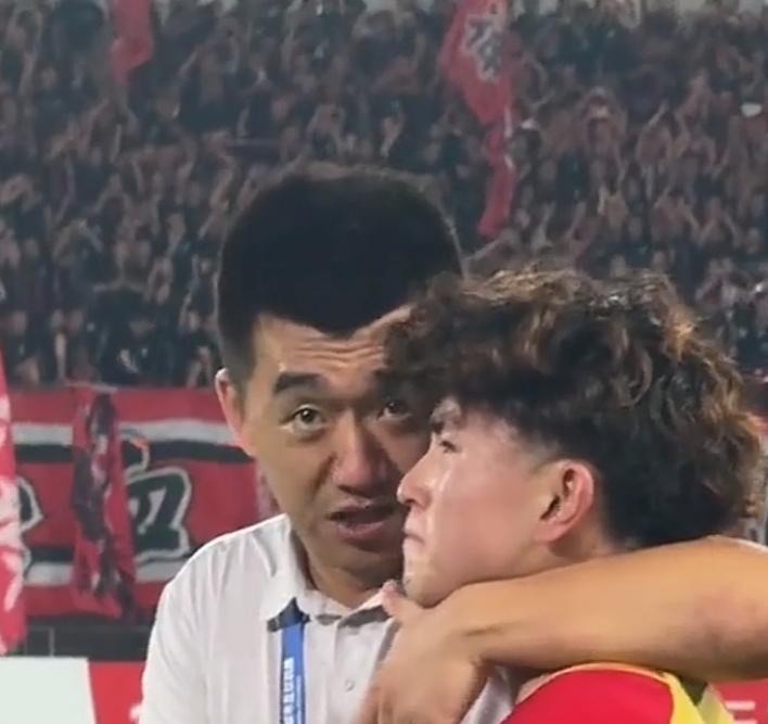 印象中，苏州队小将寇程赛后哭哭啼啼不下三次了。苏州队有点低开高走，随后又陷入低谷