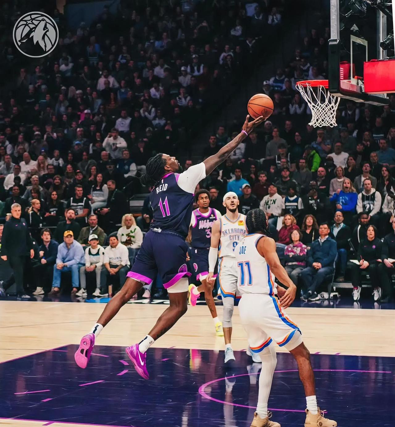 森林狼专治雷霆！直接送对手赛季第三败！
决胜时刻太燃了！面对SGA的强攻，华子连