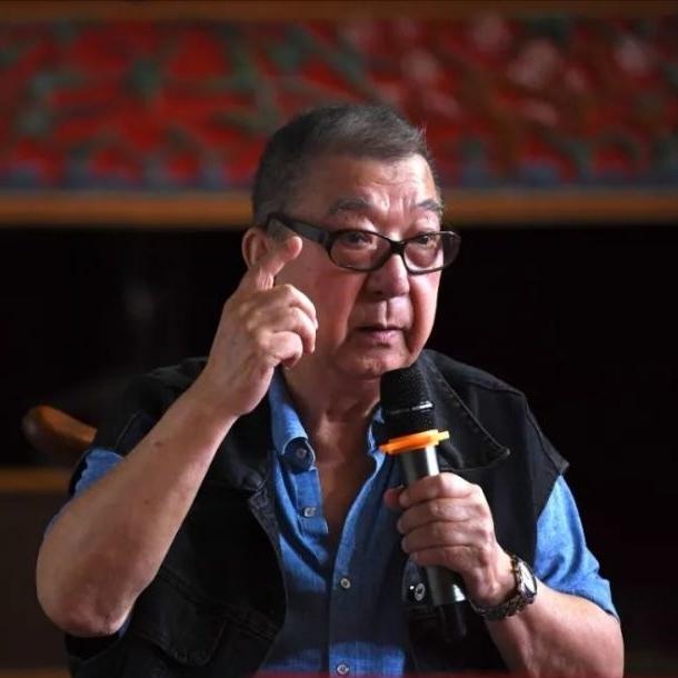 演员陈宝国说，拍摄大宅门，用了一百八十天，整整六个月，郭宝昌导演，有九十天是在吃